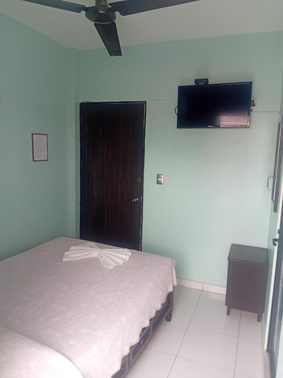 Hotel Acuario Катемако Екстер'єр фото